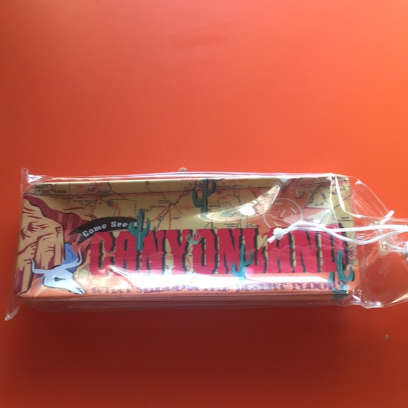 4 Canyonland Trays - Picture 3 of 4